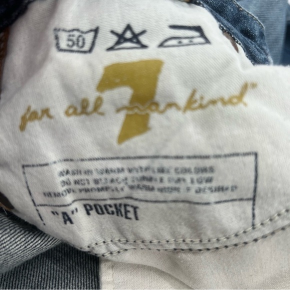 7 For All Mankind “A” Pocket Slim Boot Cut Jeans Size 26 Women’s - Picture 6 of 6